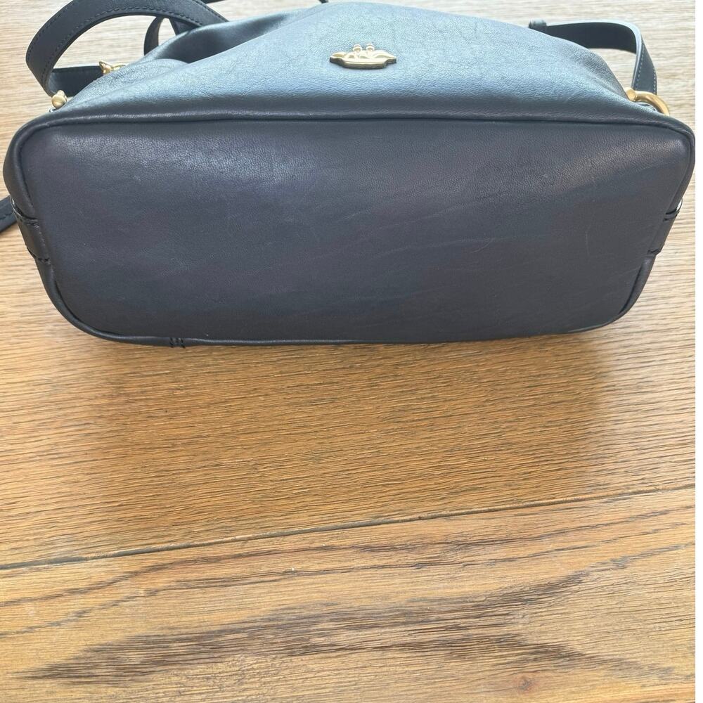 Brahmin Black Leather Crossbody with gold hardware and zipper closure - Picture 8 of 16